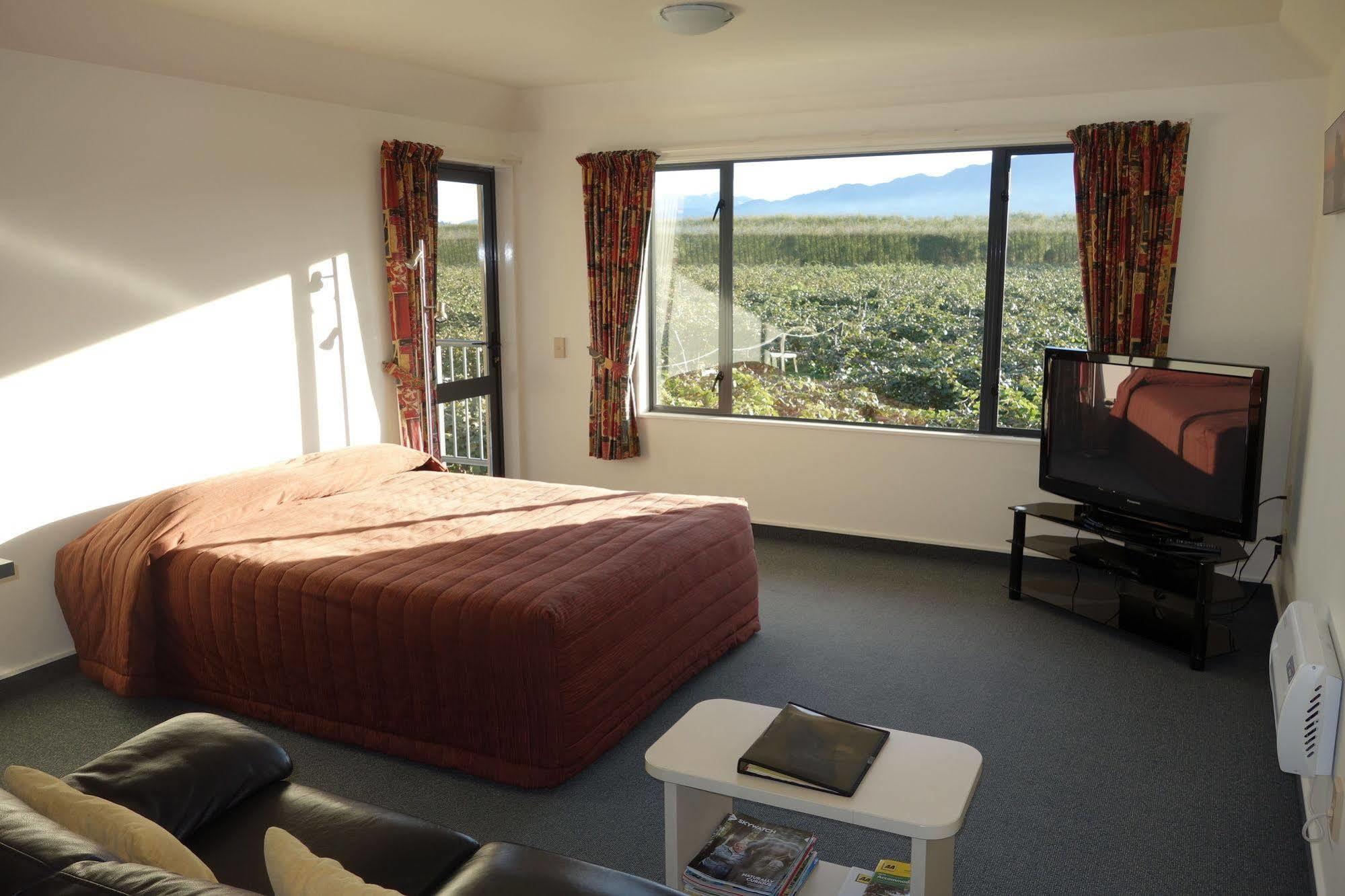 Avalon Manor Motel Мотуэка Экстерьер фото